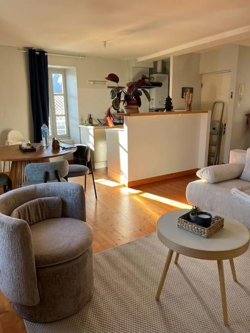 Appartement Charlie, Wifi, Charme, Centre Historique ลาโรแชล ภายนอก รูปภาพ